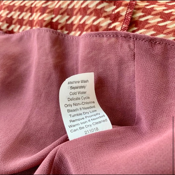 CAbi Pleated Tank Top Hoodstooth #555 Spaghetti Straps XL New Without Tags - Picture 6 of 16